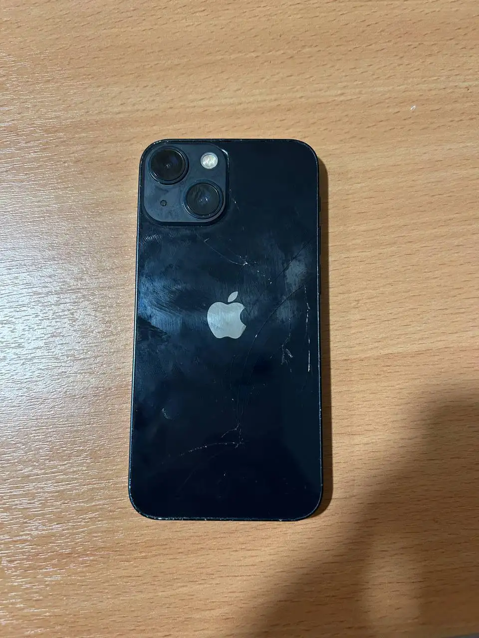 Продам iPhone 13 Mini с повреждением задней крышки - Смартфоны (Электроника) в Вологда