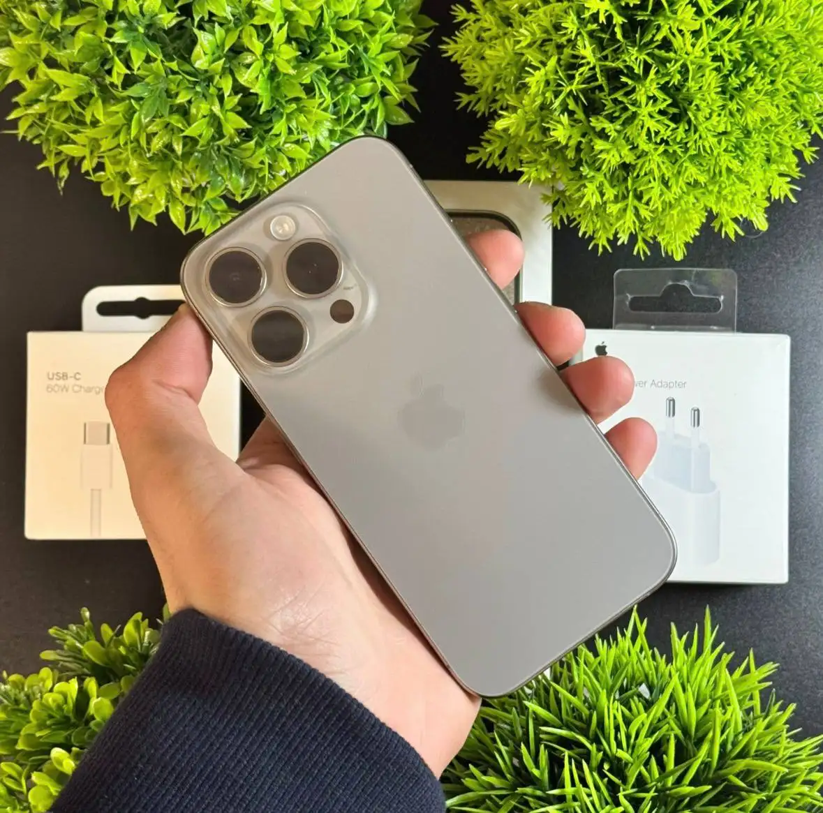 Продажа б/у iPhone разных моделей - Смартфоны (Электроника) в Вологда