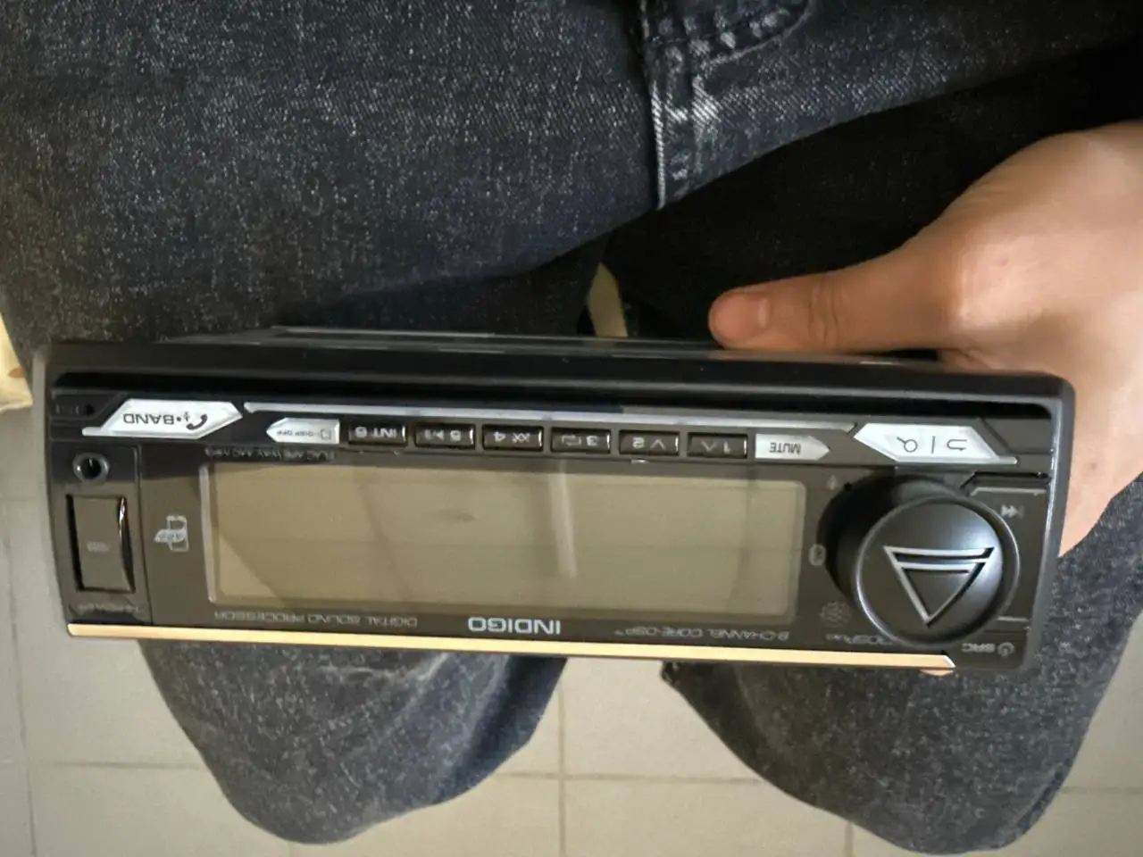 Продажа магнитолы Аура мк2 - Автомобильная электроника (Электроника) в Вологда