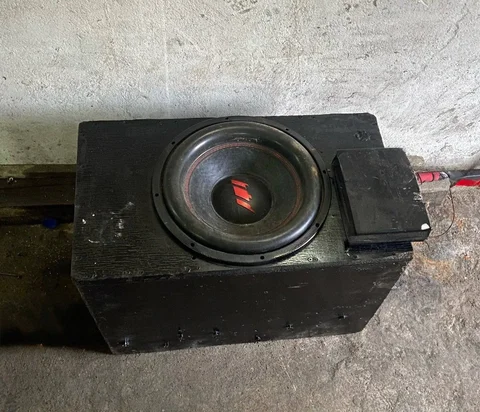 Продам саб R15 в рабочем состоянии - Диски и шины в Вологда