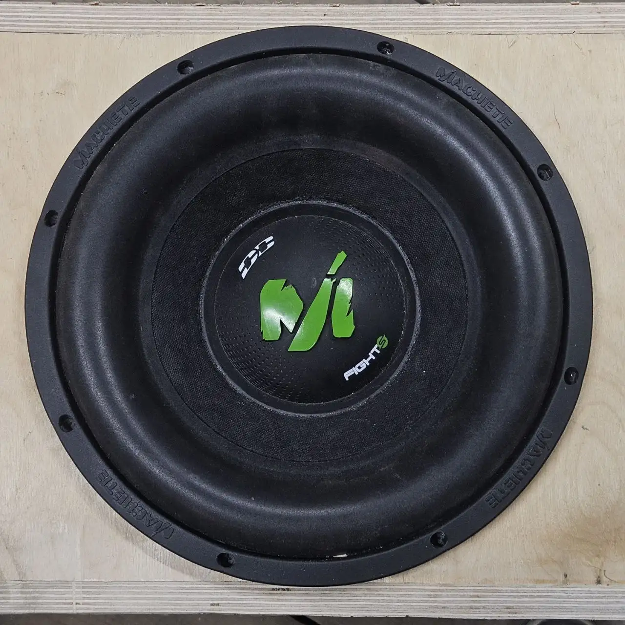 Продам сабвуфер Machete 12 fight s - Аудиотехника (Электроника) в Вологда