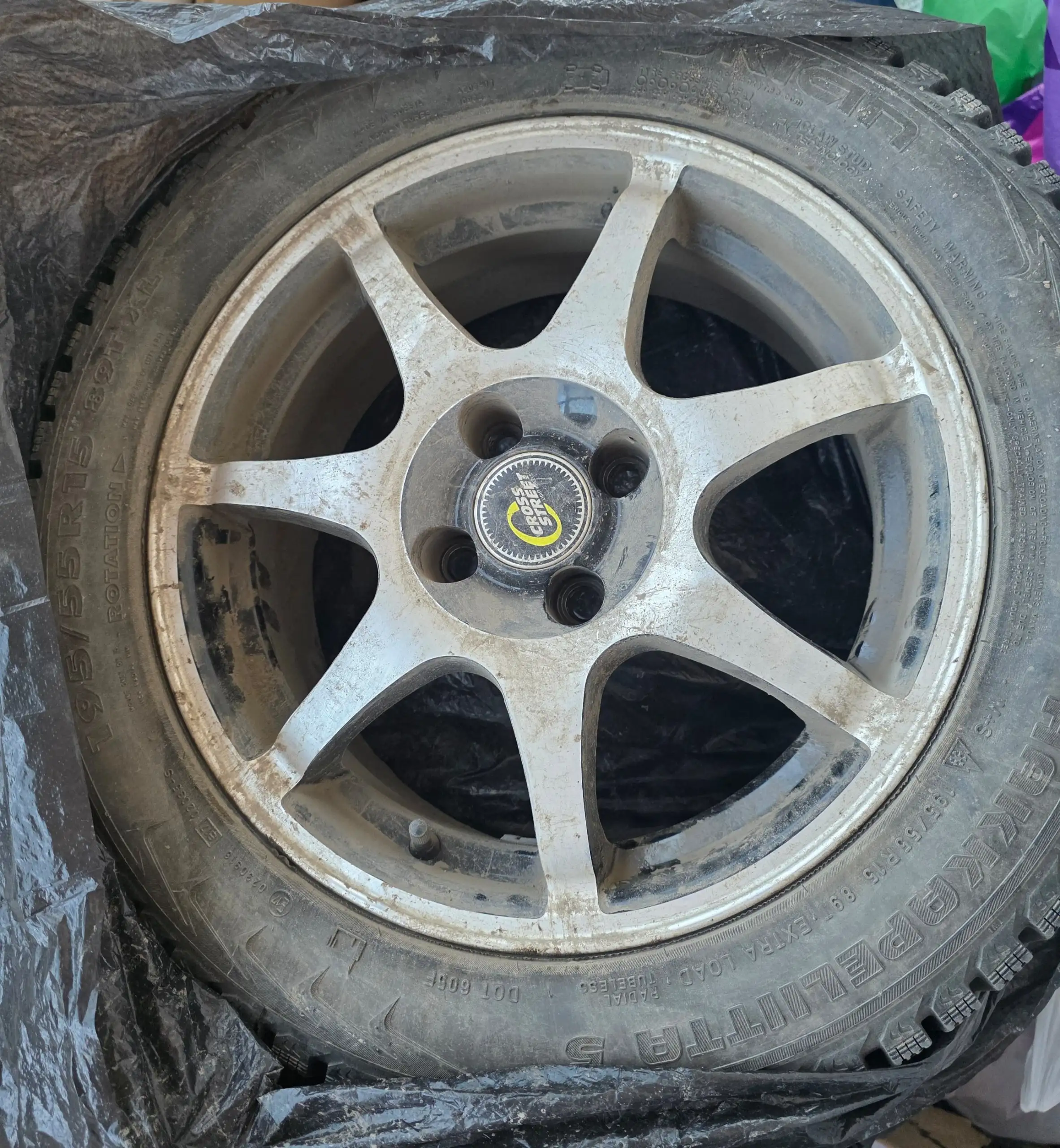 Продажа зимних шин и дисков Р15 4х98 - Запчасти (Авто) в Вологда