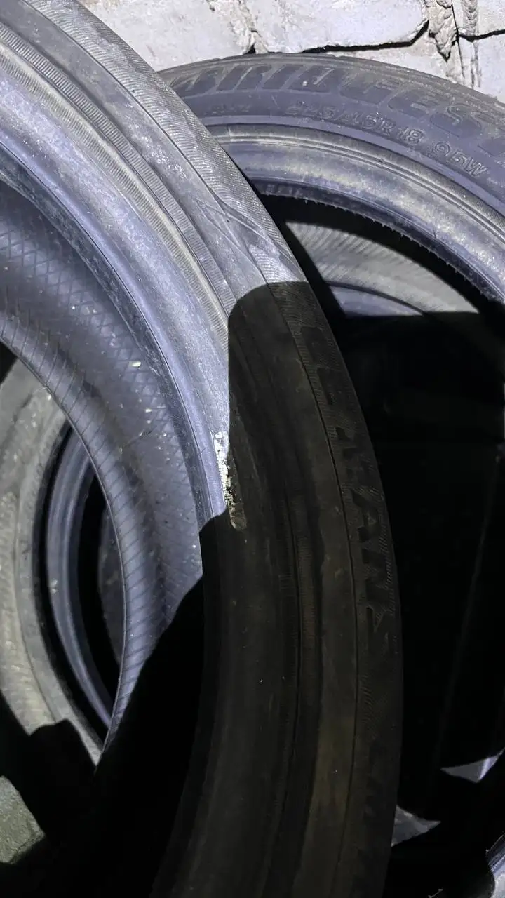 Продам резину два комплекта - Шины и диски (Авто) в Вологда