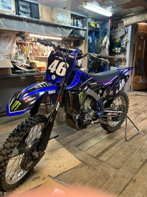 Продажа автомобиля 2013 года с инжектором - Эндуро в Вологда