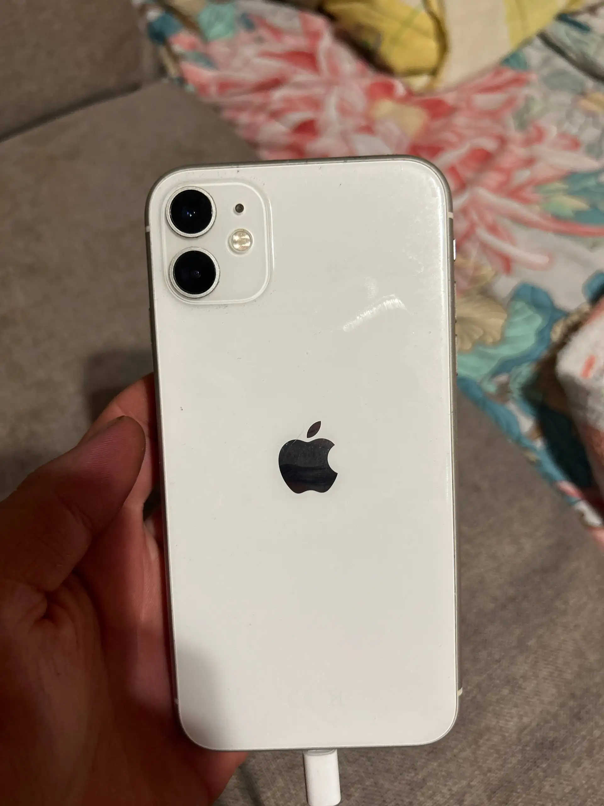 Продам iPhone 11 64GB - Смартфоны (Электроника) в Вологда