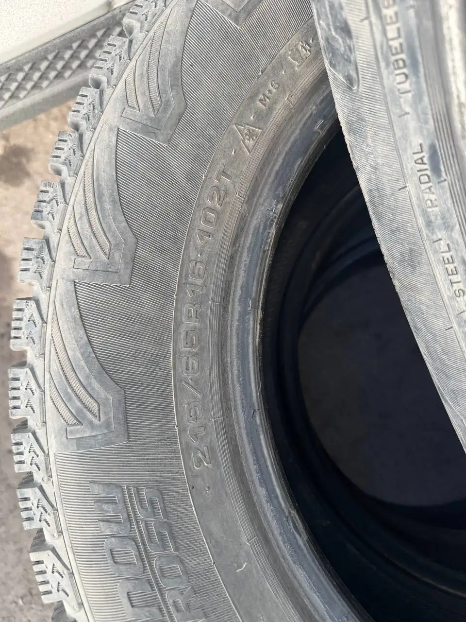 Шины Cordiant snow cross 215/65/16 с шипами - Шины и диски (Авто) в Вологда