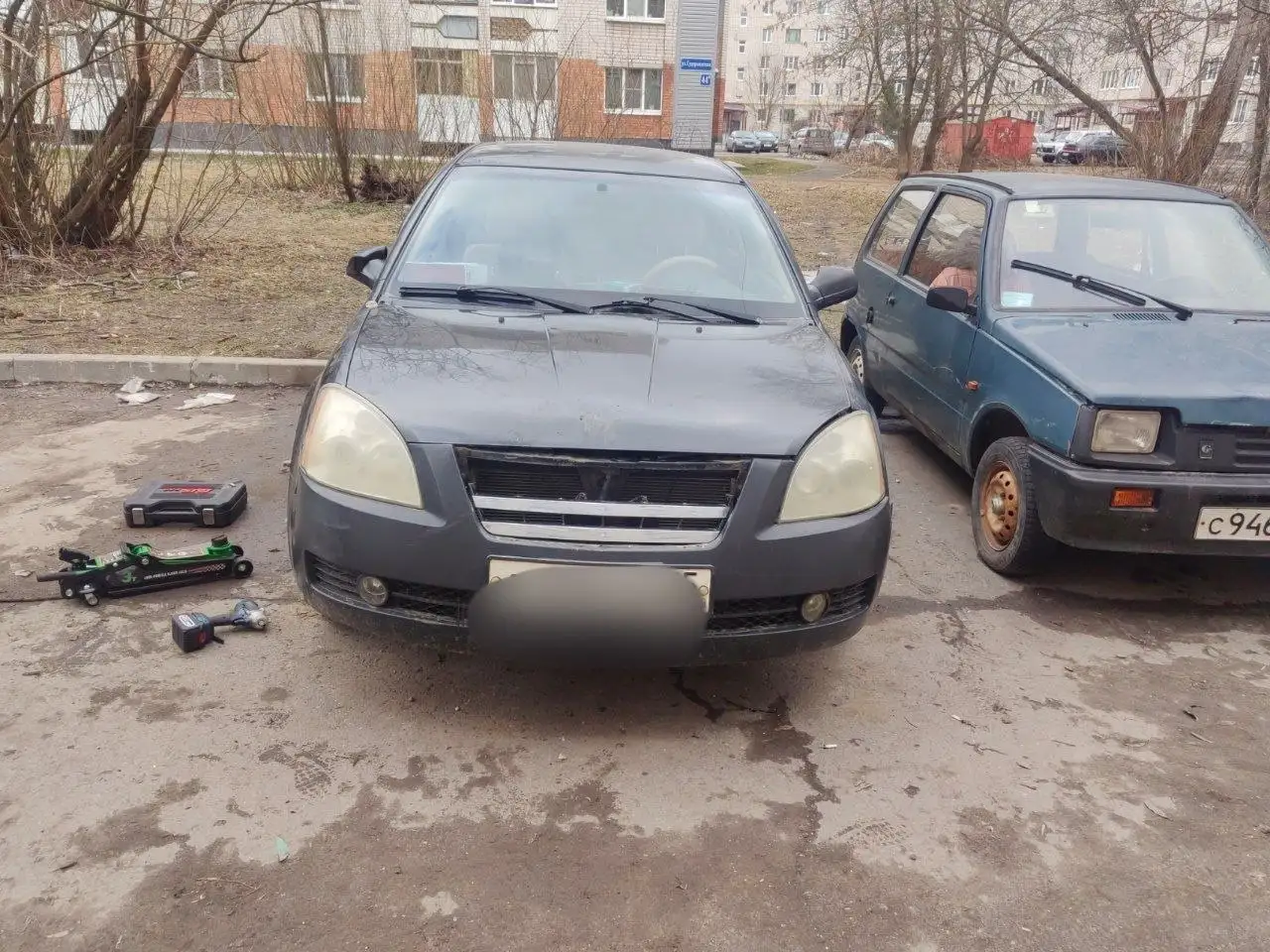 Продажа ГБЦ на разбор с новыми запчастями - Двигатель (Запчасти) в Вологда