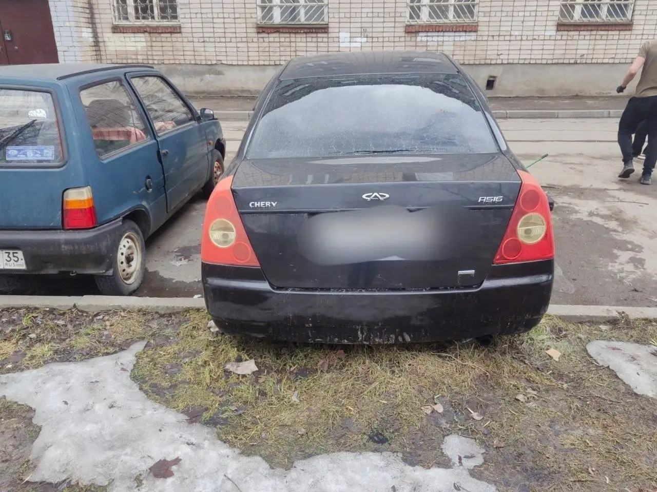 Продажа ГБЦ на разбор с новыми запчастями - Двигатель (Запчасти) в Вологда