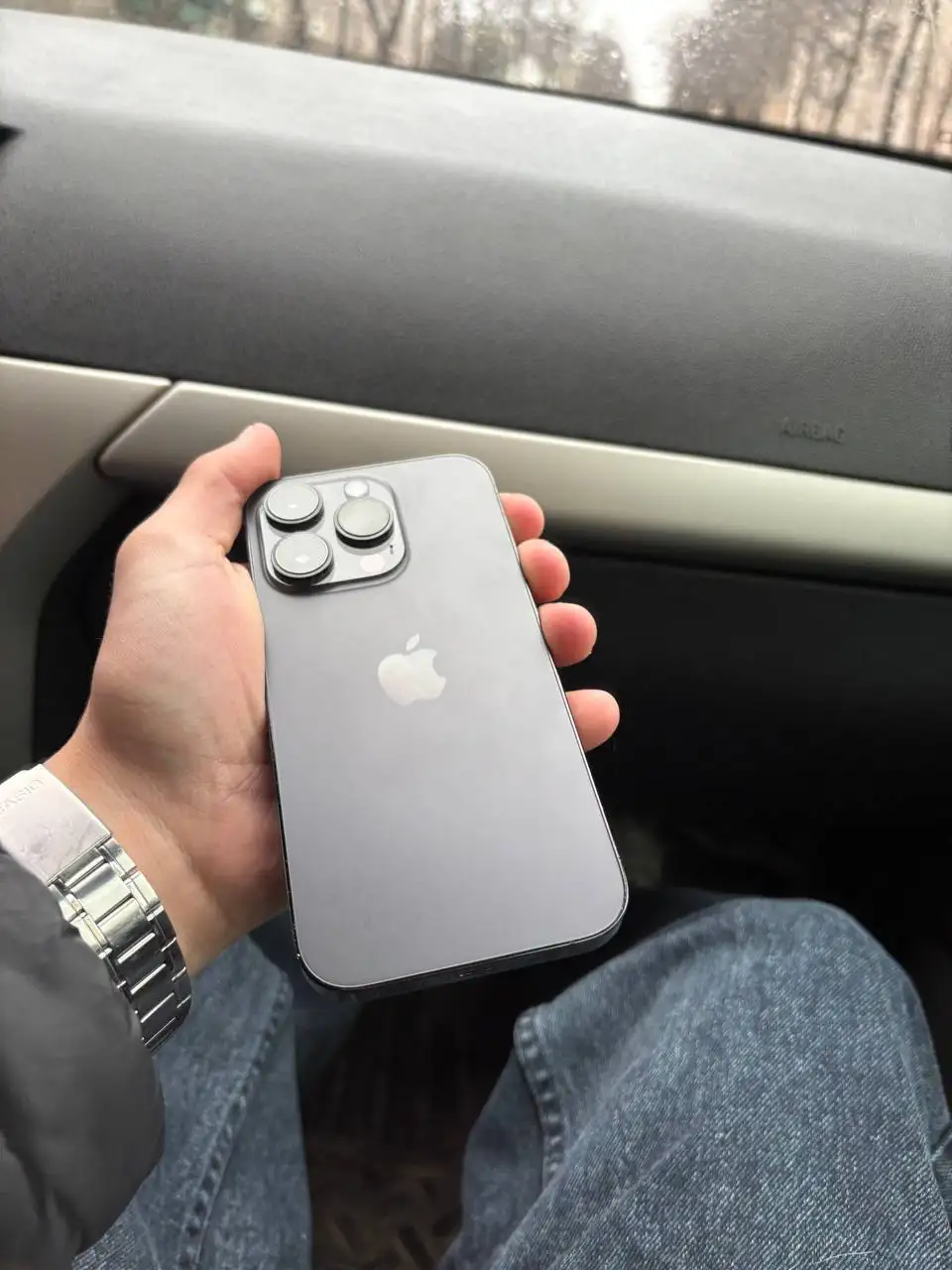 iPhone 14 Pro 128GB черный - Смартфоны (Электроника) в Вологда