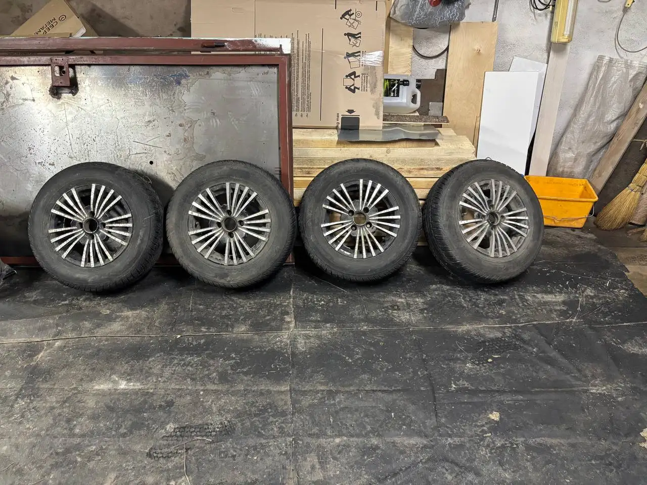 Продажа болтов для ВАЗ - Болты (Запчасти) в Вологда