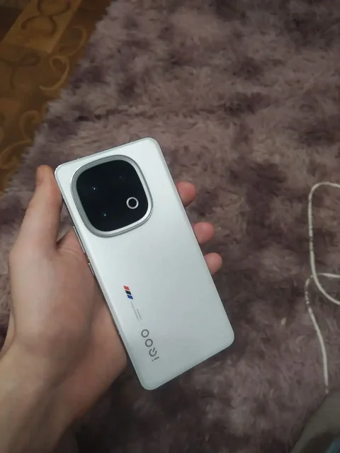 Vivo iqoo 13 обмен на мото или ПК - Барахолка в Вологда