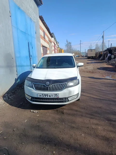 Шкода Рапид 2014, двигатель 1.6, пробег 190000 - Авто в Вологда
