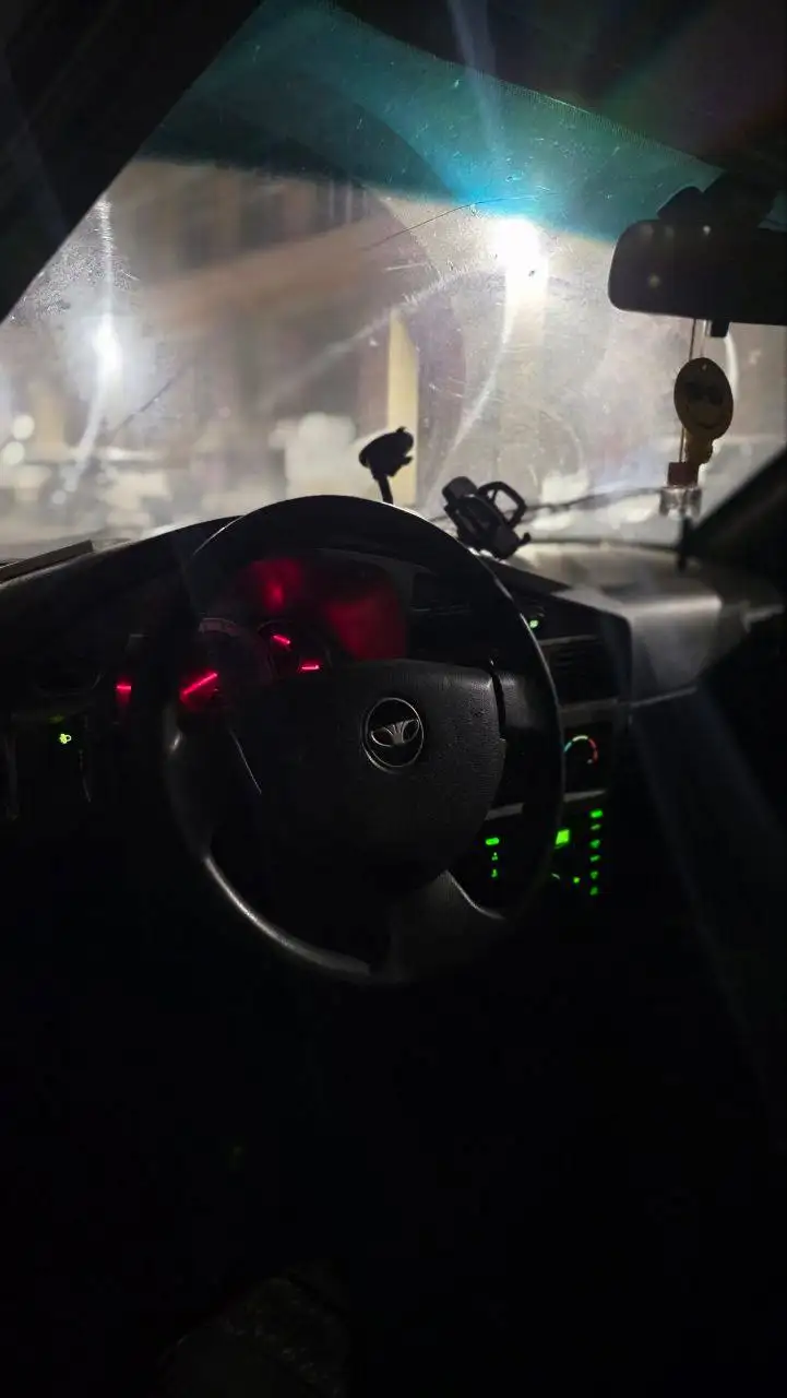 Продам Нексию 2011 года с двигателем 1.5 - Легковые автомобили (Авто) в Вологда