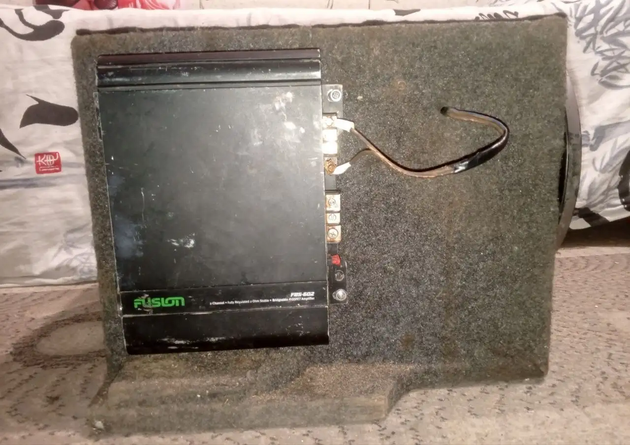 Аудиосистема FUSION CS-SW100 и FUSION FBS-602 - Аудио (Электроника) в Вологда