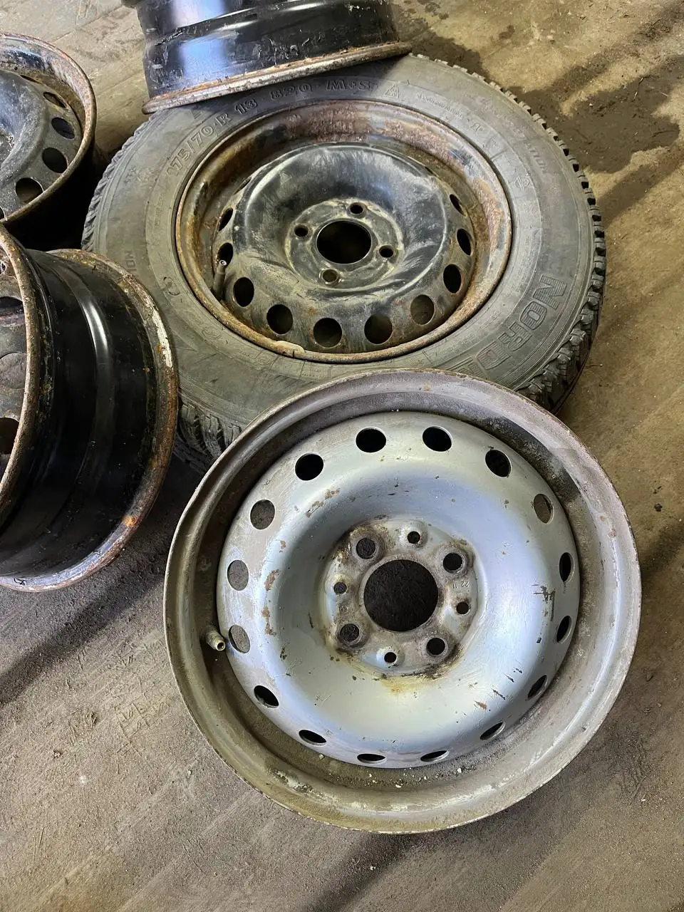 Штампованные диски R13 на ВАЗ - Запчасти (Авто) в Вологда