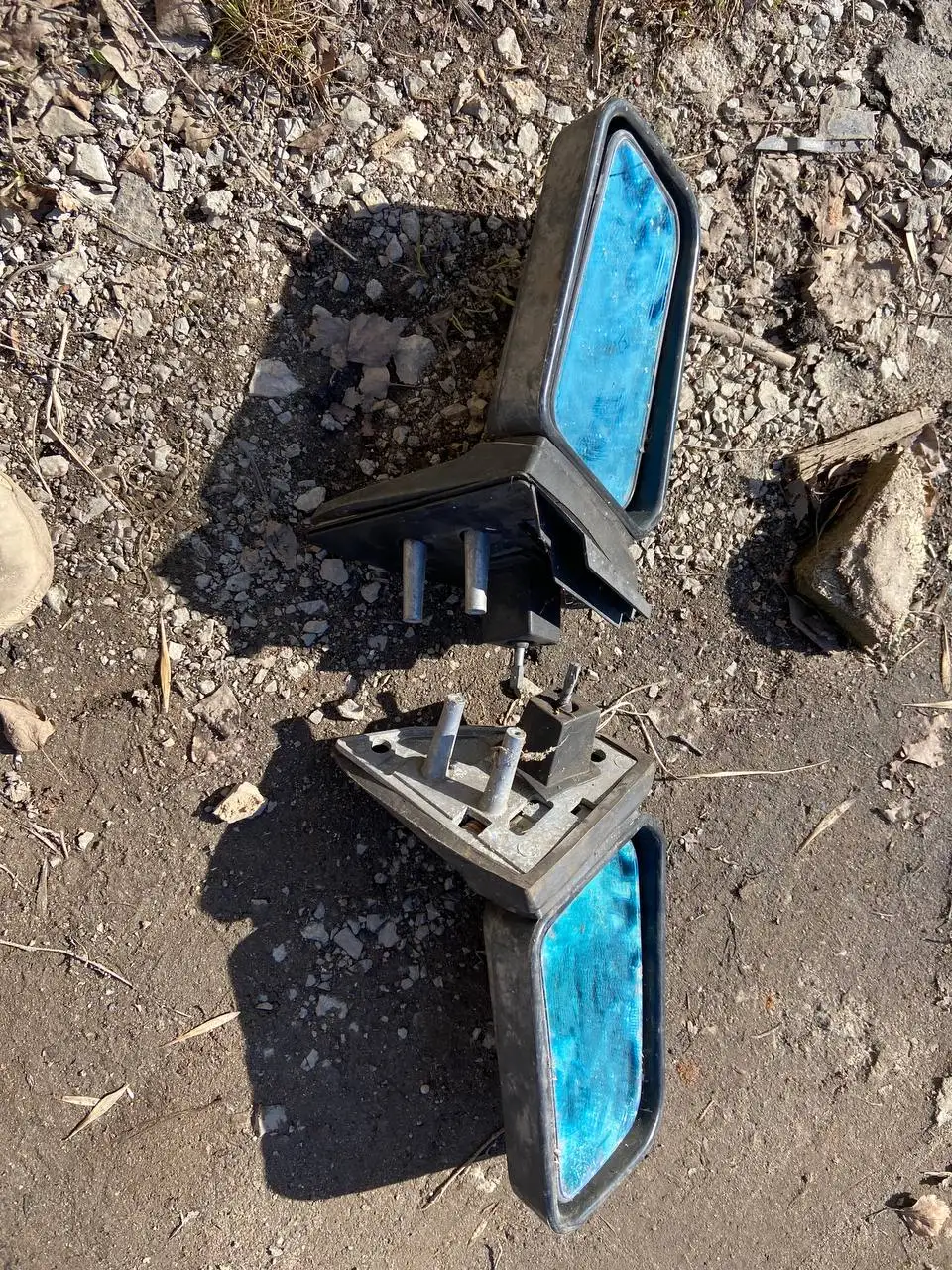 Шина R14 и зеркала ВАЗ 2109-2114 - Запчасти (Авто) в Вологда