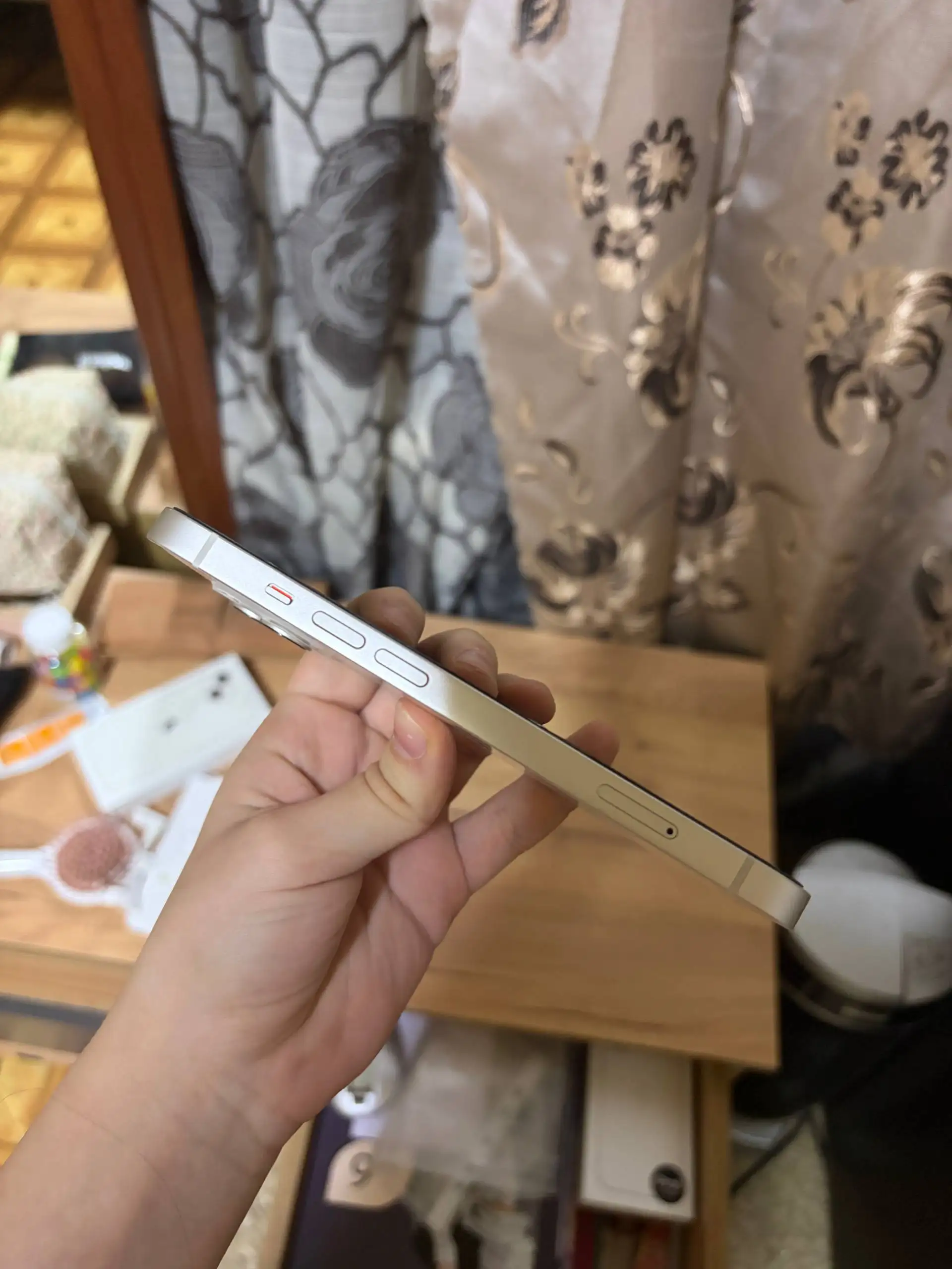 iPhone 13 в отличном состоянии - Смартфоны (Электроника) в Вологда