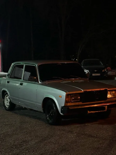 Продажа автомобиля 10 года выпуска - BMW E39 в Вологда