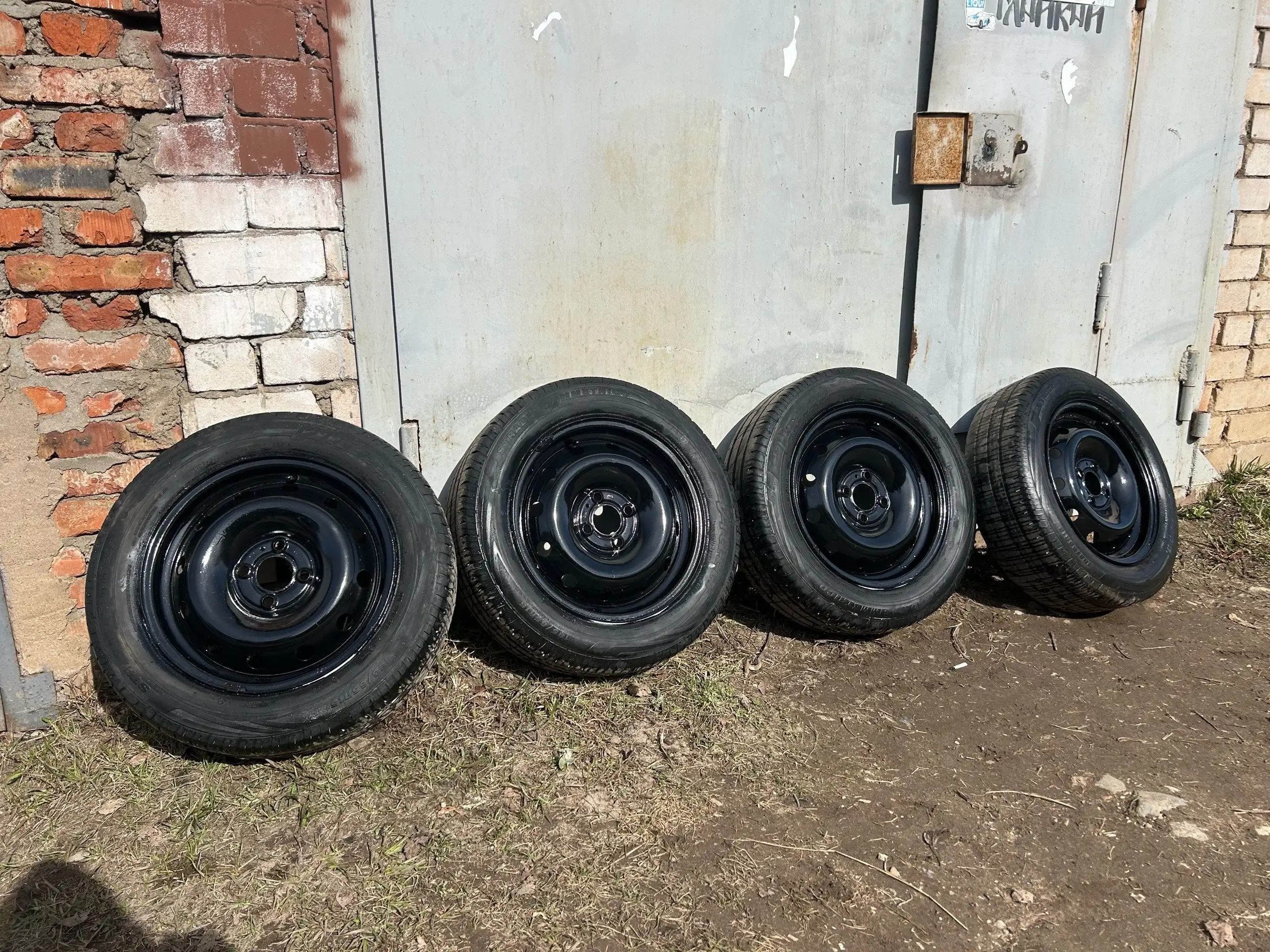 Летние колеса Viatti Strada 185/65 R15 - Шины и диски (Авто) в Вологда