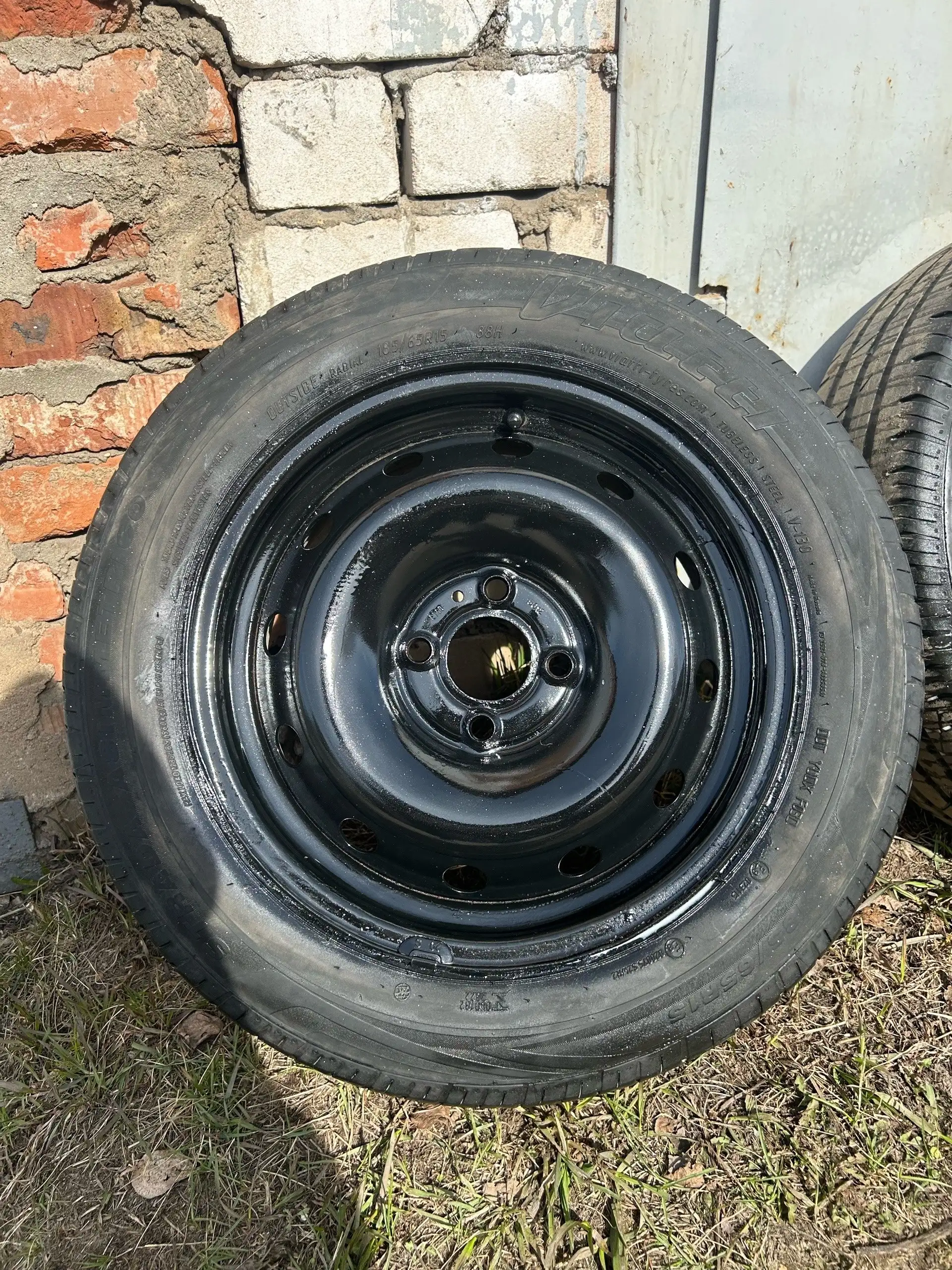 Летние колеса Viatti Strada 185/65 R15 - Шины и диски (Авто) в Вологда