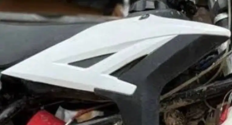 Поиск крыла для авто - Кузовные детали (Авто) в Вологда