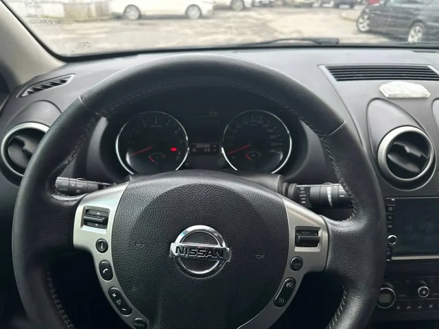 NISSAN QASHQAI 1.6 2010 - Автозвук и электроника в Вологда