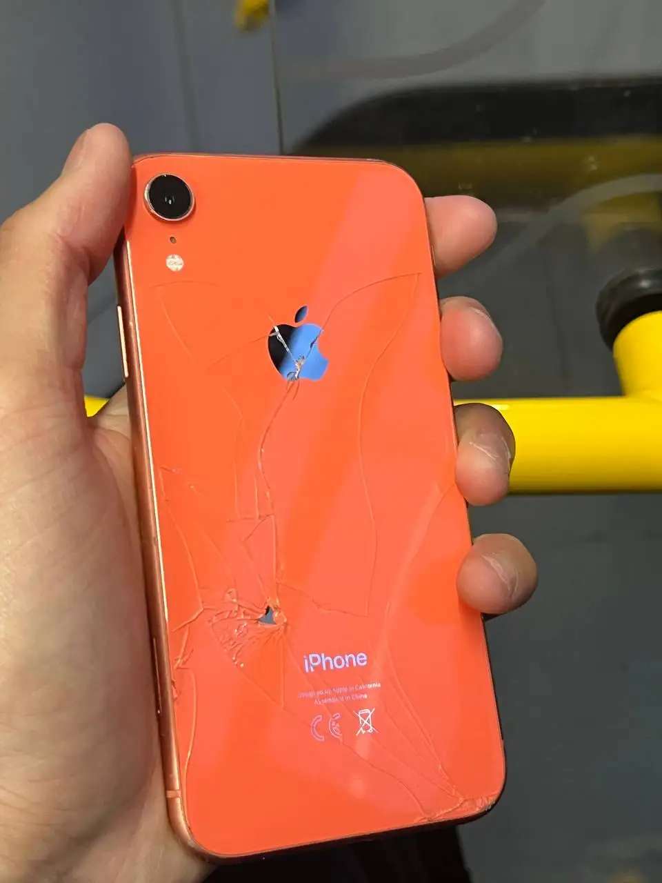 Продам iPhone XR 64GB - Электроника (Барахолка) в Вологда