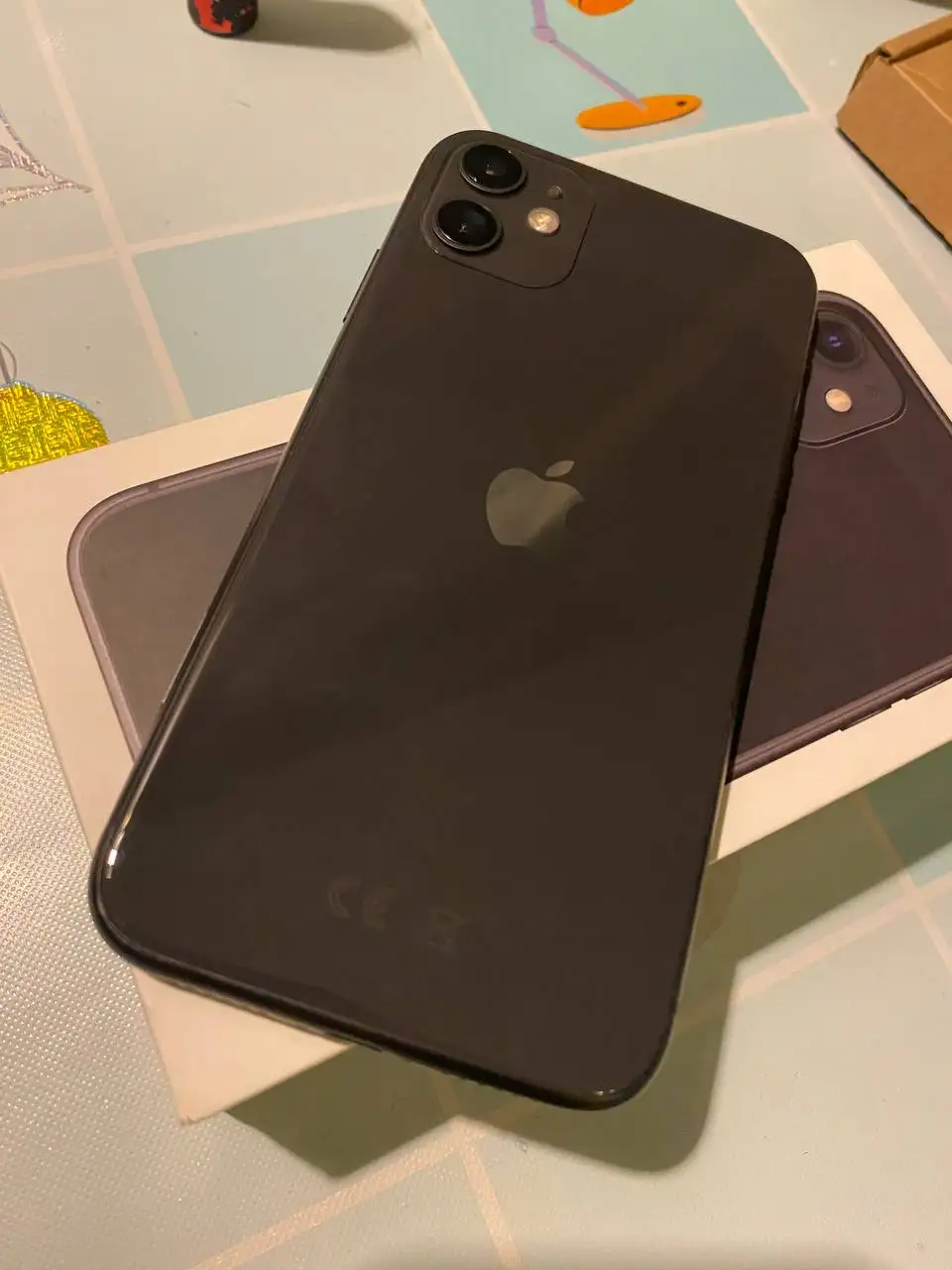 iPhone 11 64GB в хорошем состоянии - Мобильные телефоны (Электроника) в Вологда