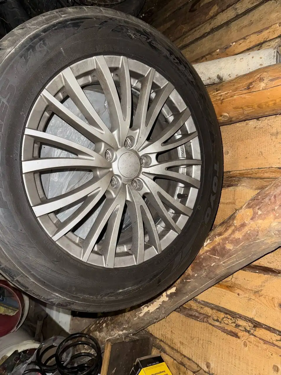 Продам диски на летней резине R17 - Шины и диски (Авто) в Вологда