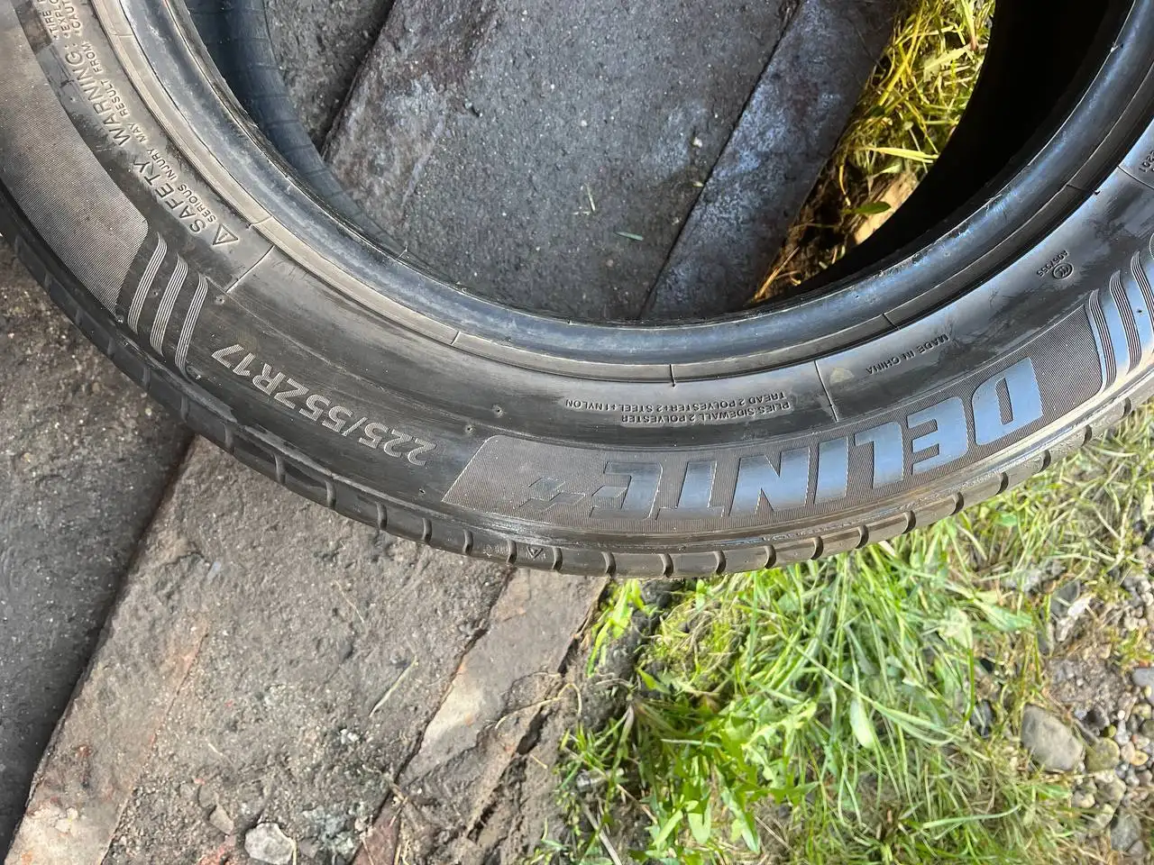 Продам покрышку DELINTE DS2 225/55 R17 - Шины и диски (Авто) в Вологда