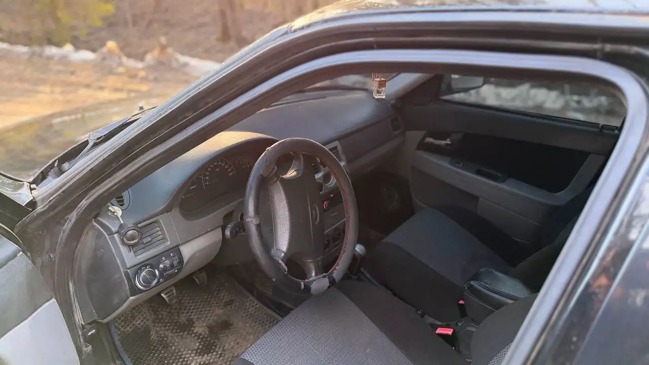 Автомобиль с пробегом 100 000 км - Легковые автомобили с пробегом (Авто) в Вологда