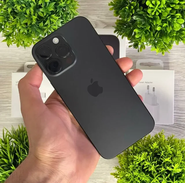 iPhone 16 Pro Max 256GB Black Titanium - Электроника в Вологда