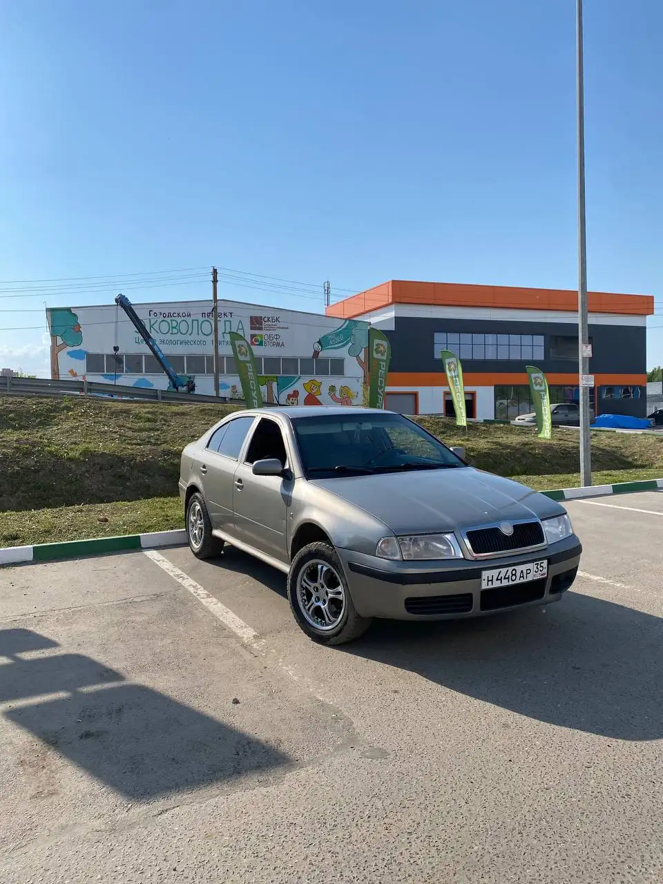 Продажа автомобиля 3 года во владении - Авто в Вологда