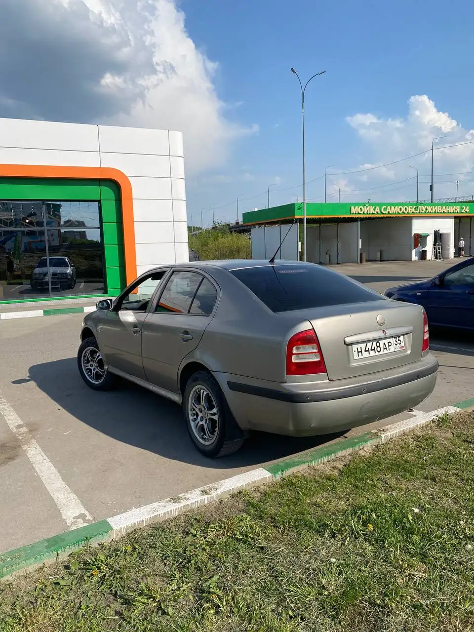Продажа автомобиля 3 года во владении - Авто в Вологда