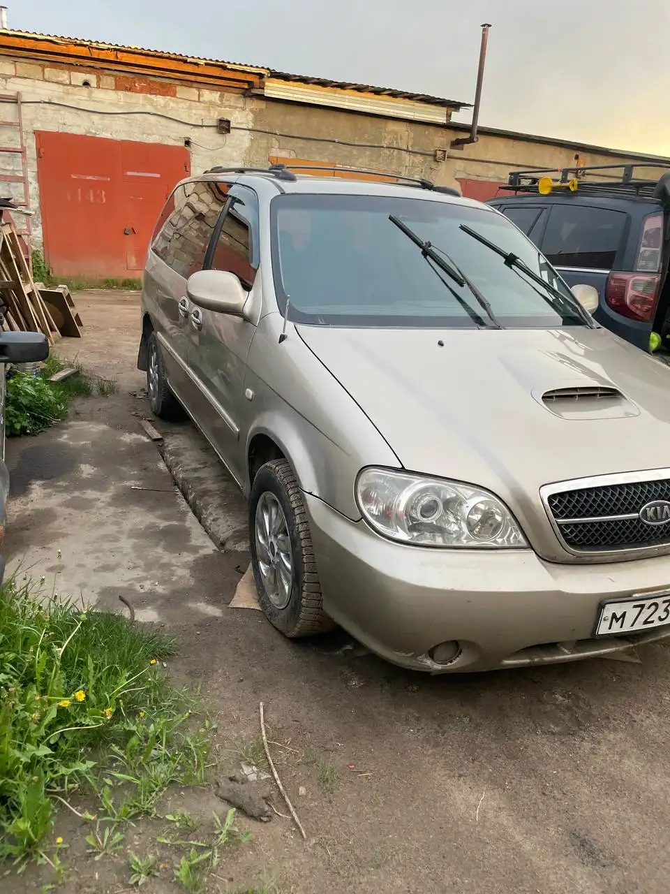 Kia Carnival 2003 - Легковые автомобили (Авто) в Вологда