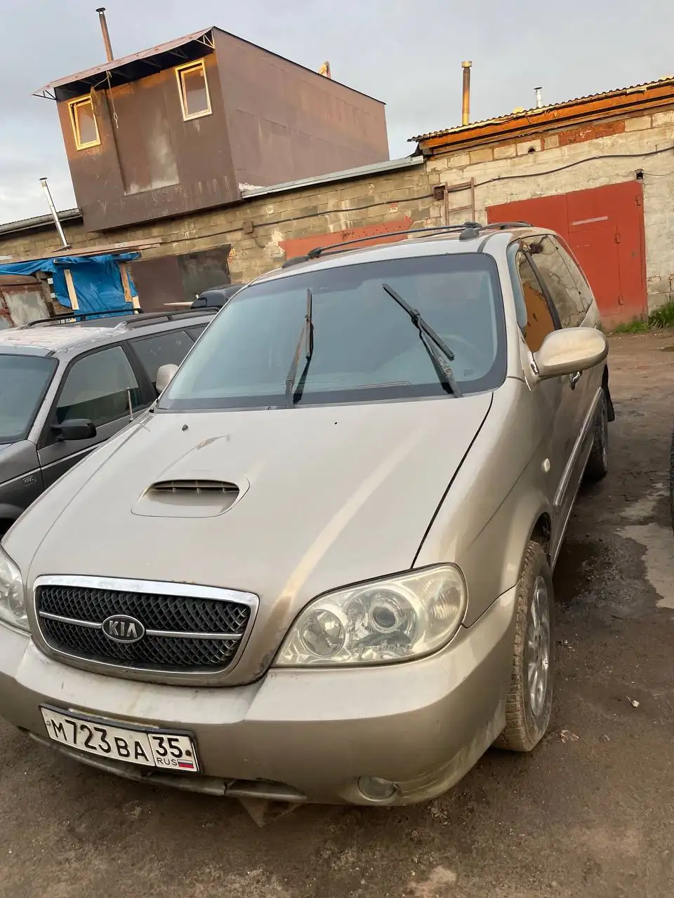 Kia Carnival 2003 - Легковые автомобили (Авто) в Вологда