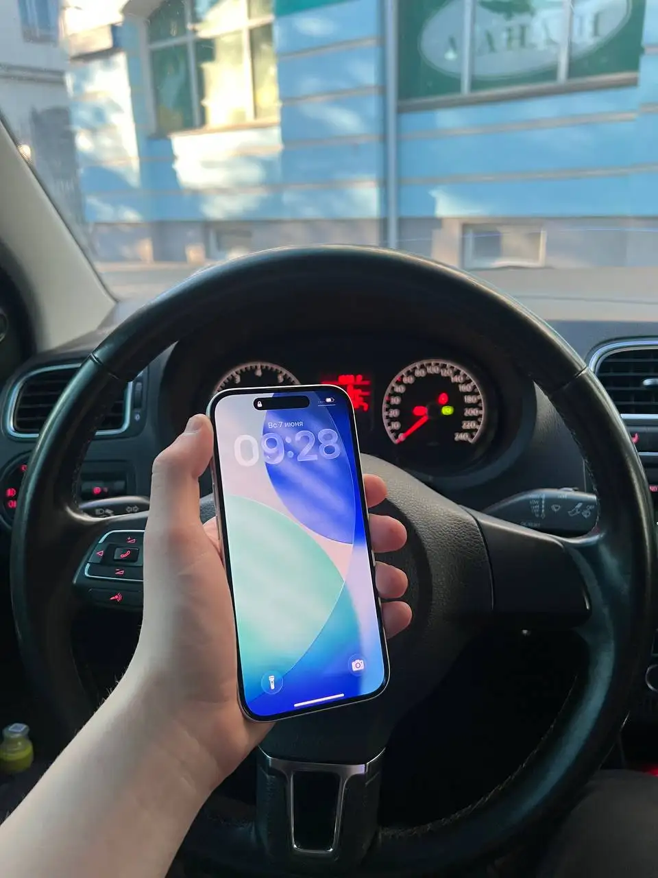 iPhone 16 128GB - Смартфоны (Электроника) в Вологда
