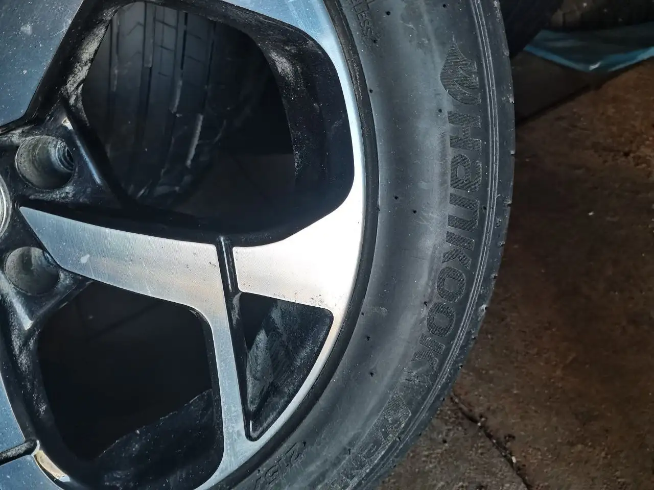 Шины 225/50 R17 с Камри - Шины (Авто) в Вологда