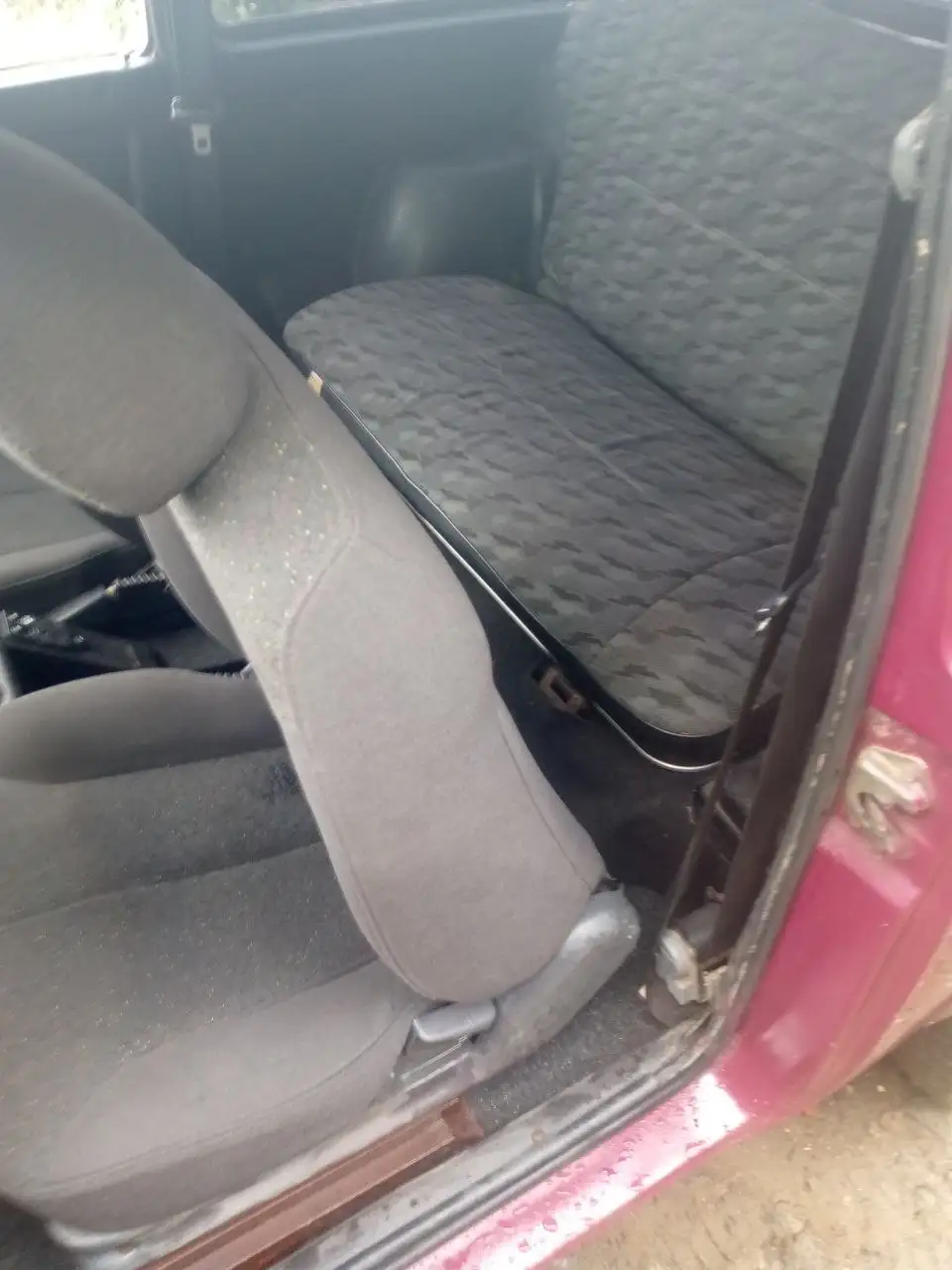 Продам авто 2001 года на ходу - Легковые автомобили (Авто) в Вологда