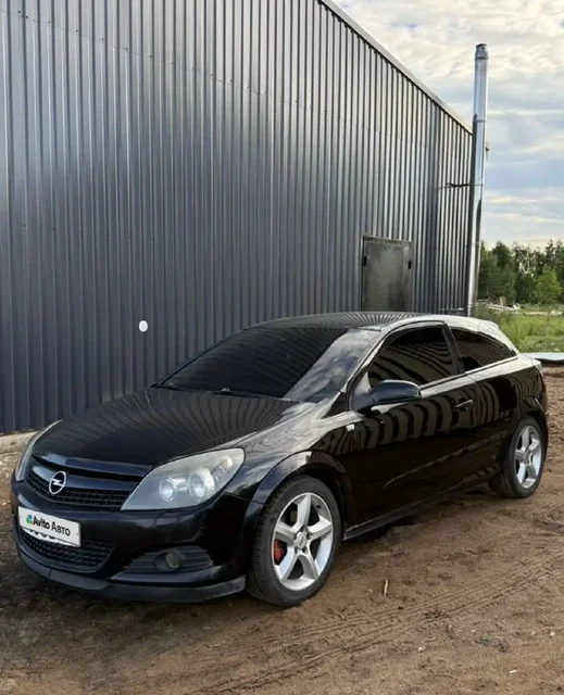 Opel Astra GTC 1.6 2009 - Авто в Вологда