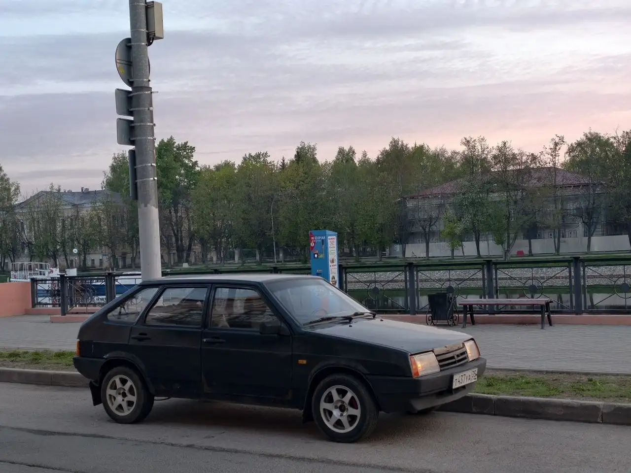 Продажа Lada Largus - Легковые автомобили (Авто) в Вологда