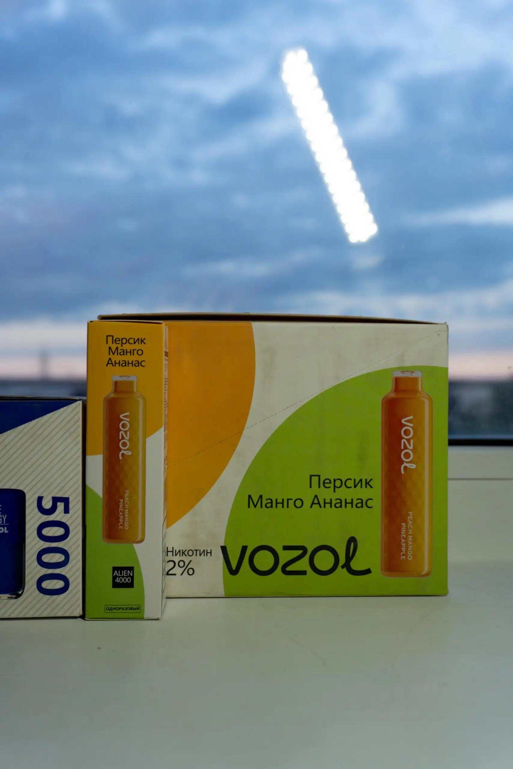 Продажа Vozol Alien 5000 и Alien 4000 оптом и в розницу - Электронные сигареты (Электроника) в Вологда