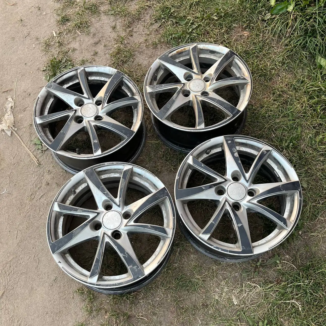 Продам диски R15 4x100 K&K - Шины и диски (Авто) в Вологда