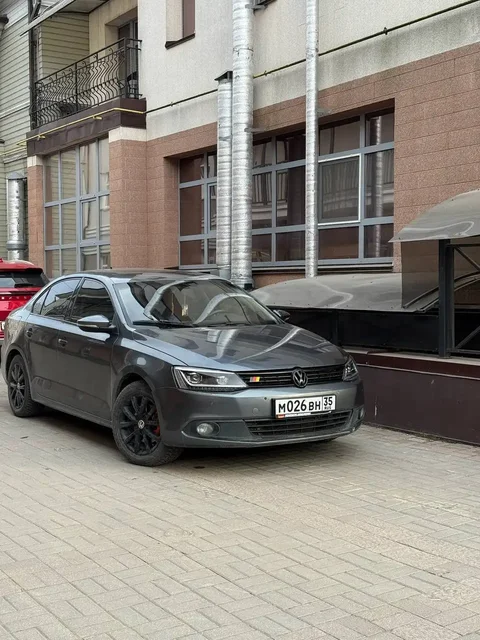 Шкода Октавия А7 1.4 TSI 2014 года - Авто-аудио в Вологда