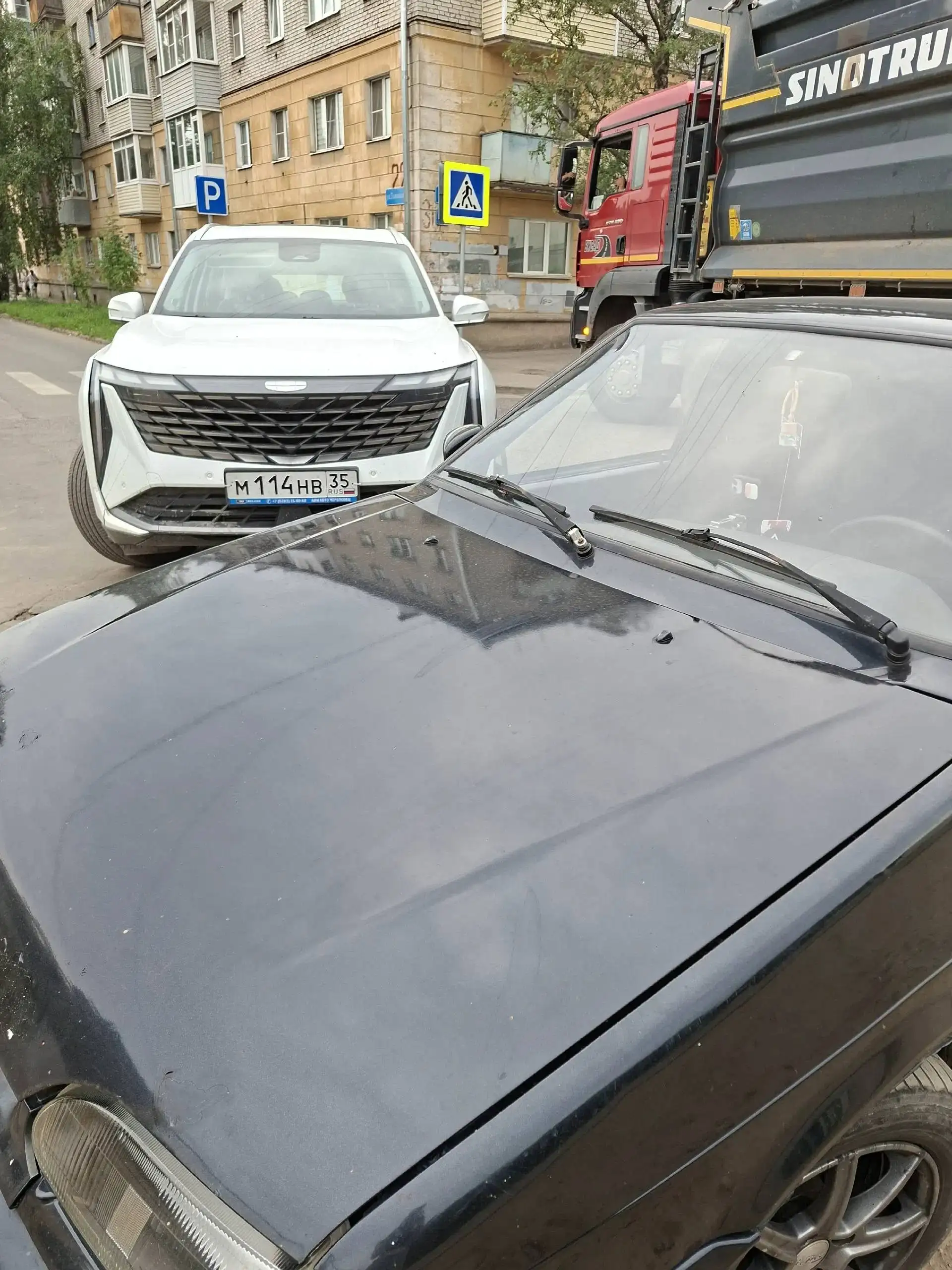 Продажа капота - Кузовные детали (Запчасти) в Вологда