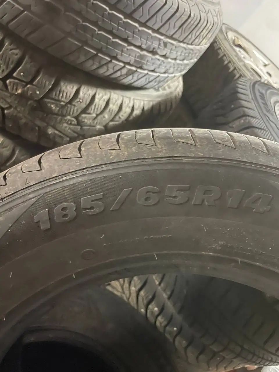 Продам шины 1 сезон - Шины (Авто) в Вологда
