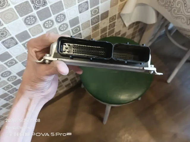 Продам запчасти на ВАЗ 2107 - Шины в Вологда