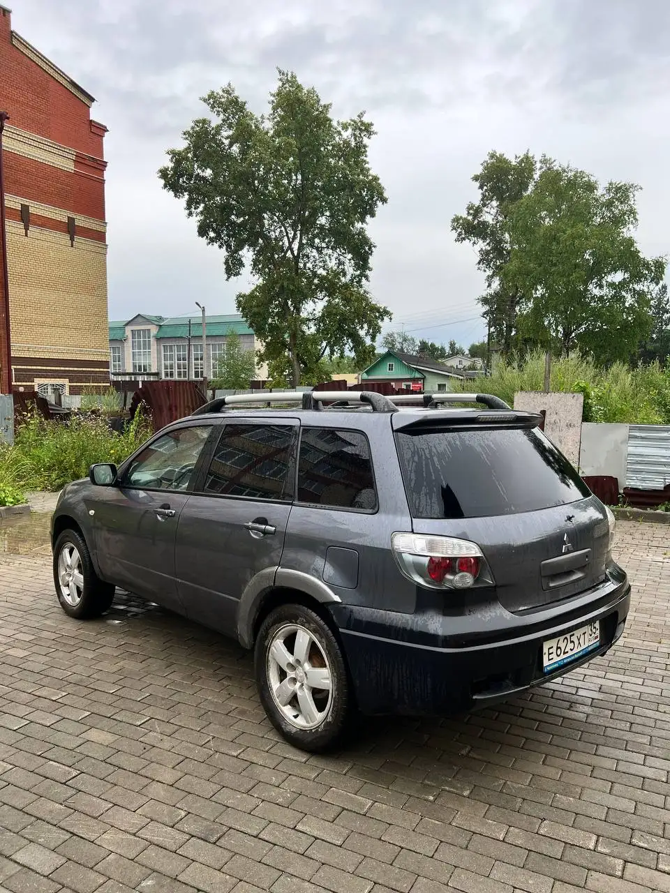 Mitsubishi Outlander 2.4 AWD Automatic - Внедорожники (Авто) в Вологда