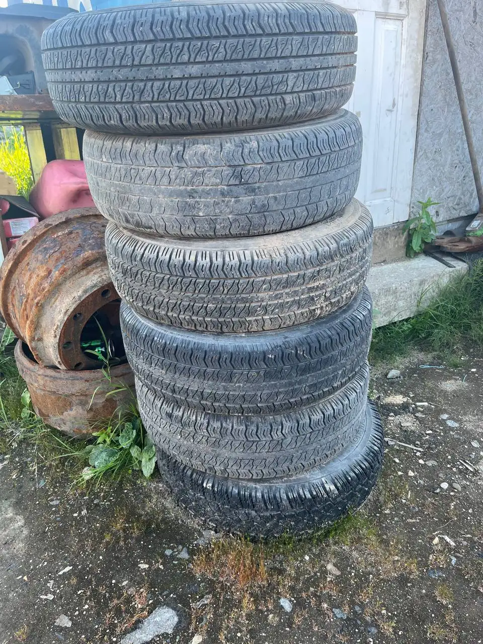 Продам комплект летних шин R13 на дисках - Шины и диски (Авто) в Вологда