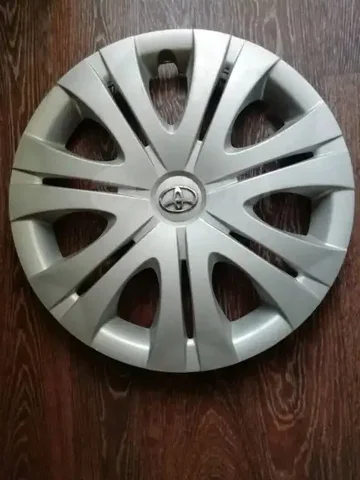 Куплю колпаки R15 (4 шт.) - Автозапчасти и разборка в Вологда